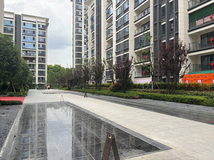 小区实拍图，封面新闻记者4月22日拍摄