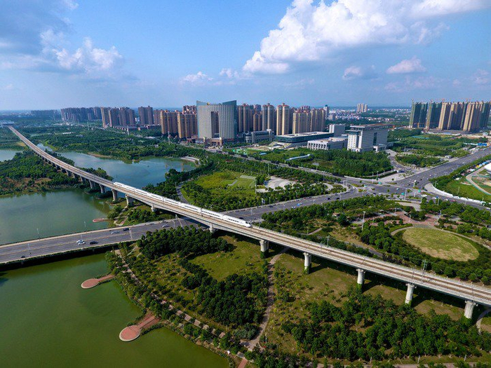 图为孝感市槐荫公园。受访者供图