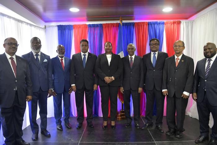 海地过渡总统委员会成立，平息帮派暴力能力遭质疑