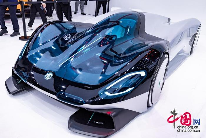 造型前卫科幻的名爵MG EXE181概念车亮相北京车展，该车呈现了未来感的超跑风格。中国网记者 郑亮摄