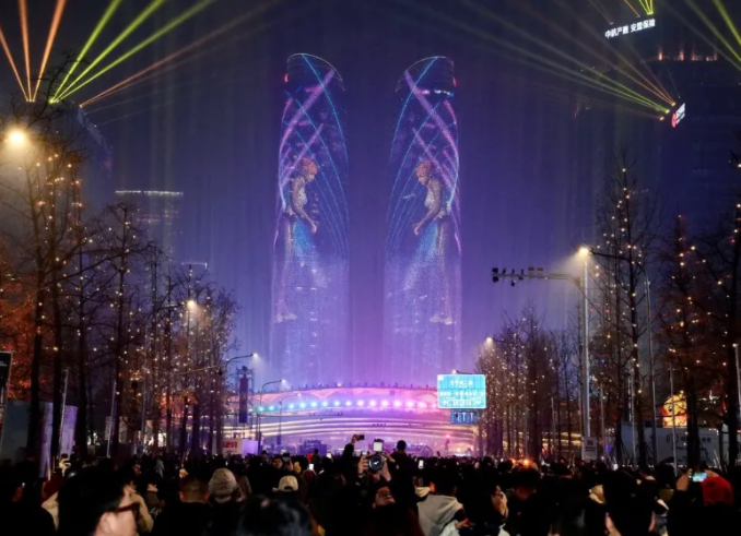 ▲“万千璀璨•时代蓉光——在元宇宙向2024许个愿”元旦主题活动现场