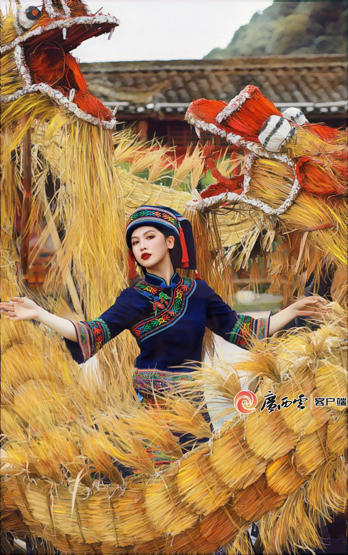 阿靖zi拍摄的仫佬族服饰。受访者供图