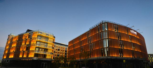 北郊未来产业园夜景。 受访者供图