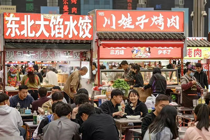 正定夜市。图/视觉中国