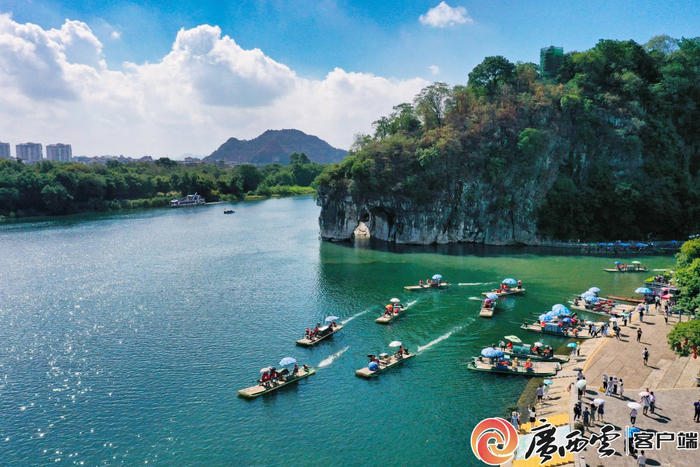 桂林象鼻山景区。李忠波 摄（资料图）