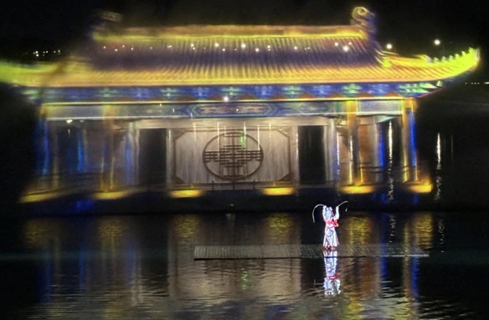 ▲成都世园会主会场水幕光影秀