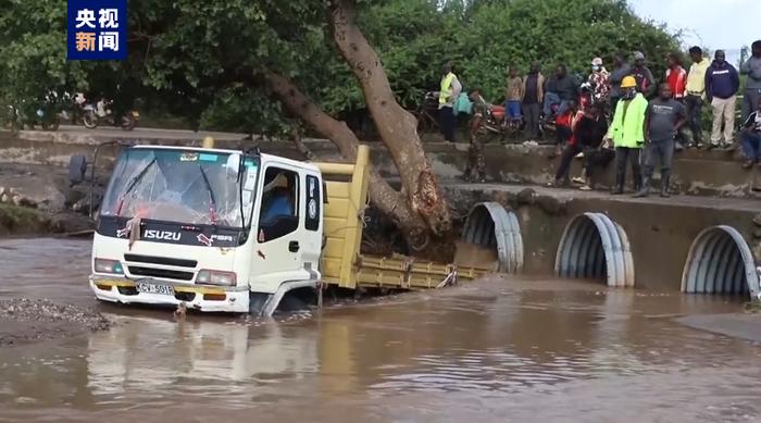 肯尼亚政府下令内罗毕河两岸居民撤离