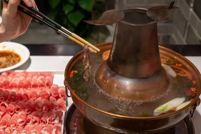 铜锅涮肉。 图/IC photo