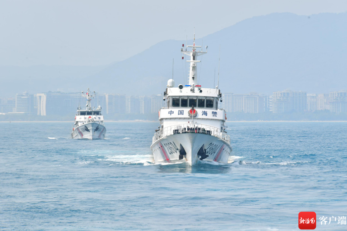 海南海警局持续加强伏季休渔期海上巡逻执法力度。海警供图