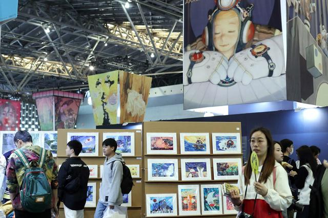 插画艺术家现场 蒋迪雯摄