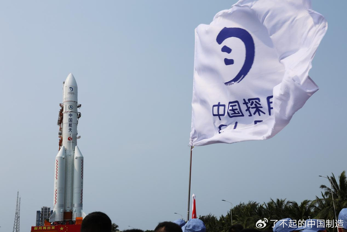 嫦娥六号任务器箭组合体 图片来源：国家航天局