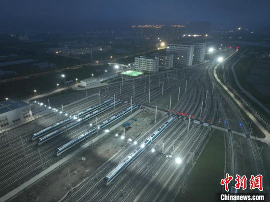 台州S1线段场夜间照明。赵邓舒宁 供图