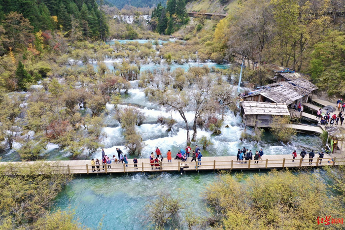 ▲九寨沟景区 资料图