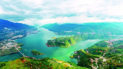 白鹤滩水电站蓄水后，上游的金沙江风景如画。