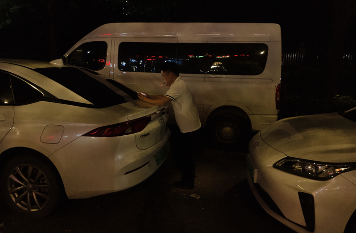 休息中的网约车司机图源：时代周报记者傅一波