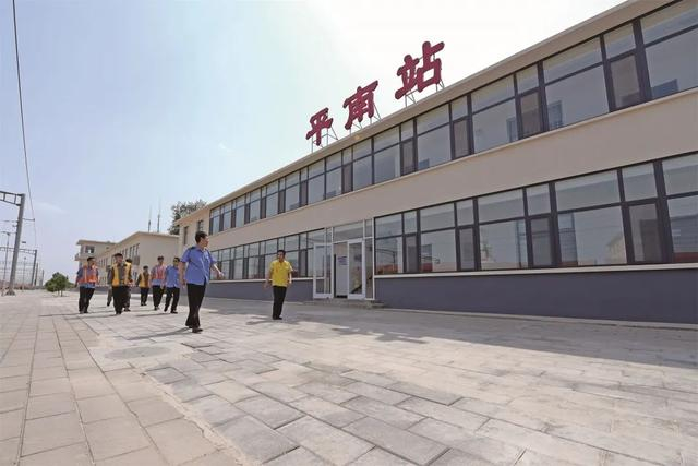 　　长白山站VS白山站