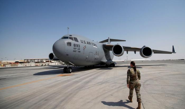 △位于卡塔尔首都多哈近郊的乌代德空军基地是美国在海湾地区最大的军事基地。
