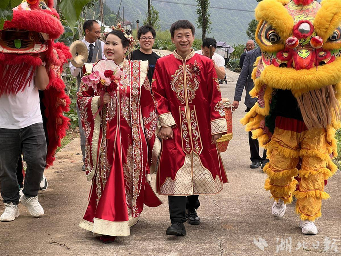 告别繁琐隆重,追求"极简风",这届年轻人开始整顿婚礼了?