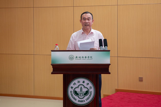 　　李毅副校长作总结讲话