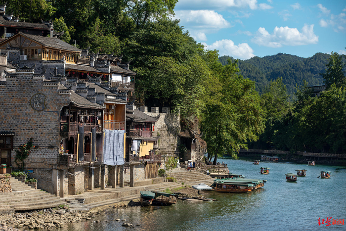 ▲边城茶峒景区