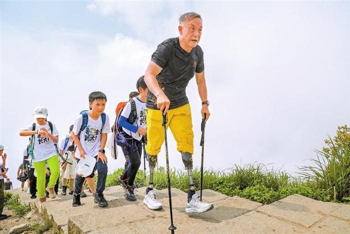 深圳10人本月挑战登顶珠峰 其中7人是首次冲顶