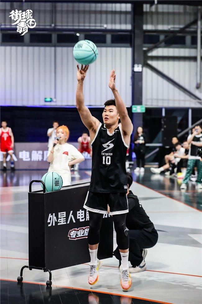 济南王贺篮球图片