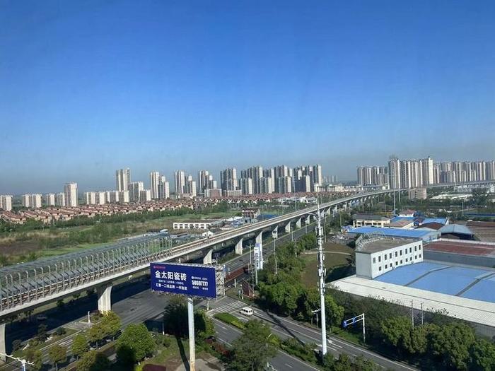   滁宁城际铁路。新华社记者杨金志 摄