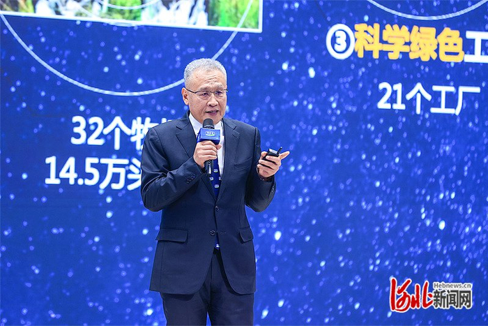 图为君乐宝乳业集团董事长兼总裁魏立华。受访者供图