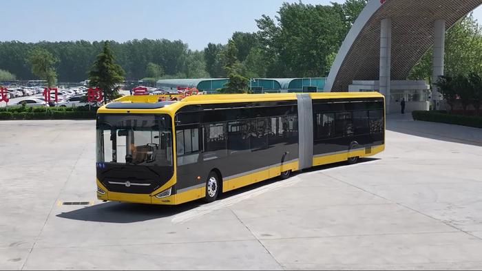 2024年4月25日，35辆中通18米BRT纯电动客车正式交付葡萄牙用户（图源：中通客车微信公众号）