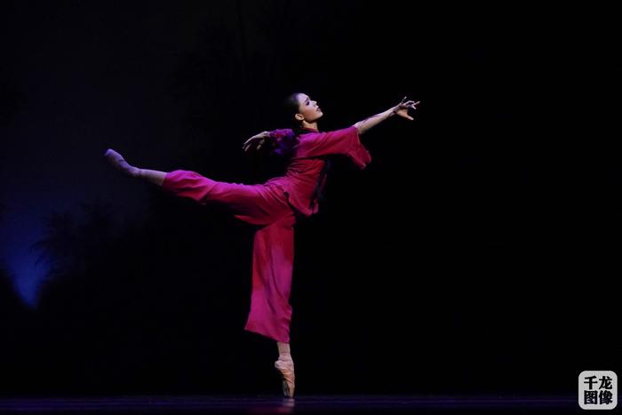 中央芭蕾舞团《追梦——演员年度考核》精彩上演