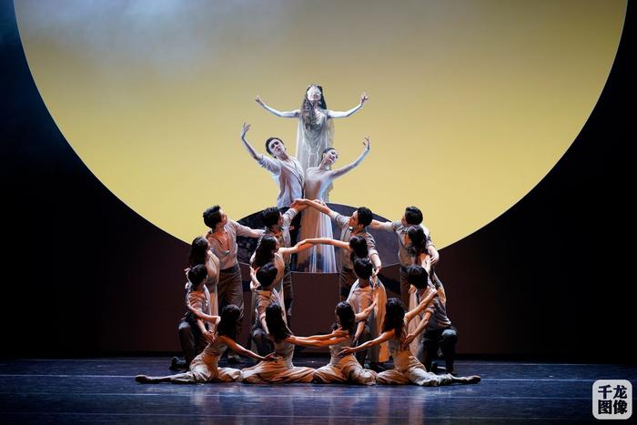 中央芭蕾舞团《追梦——演员年度考核》精彩上演