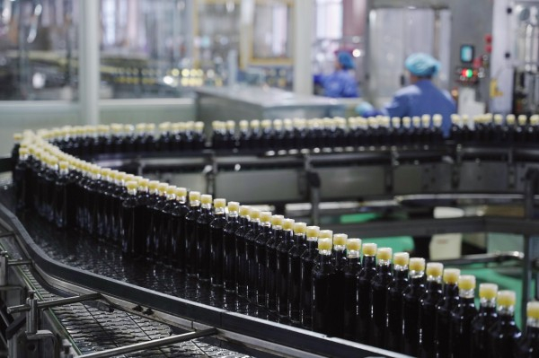 紫林醋业生产车间。