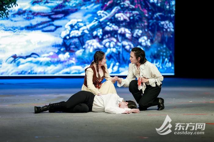 600余名观众感受莎翁戏剧魅力，上海大学年度大戏《皆大欢喜》成功展演