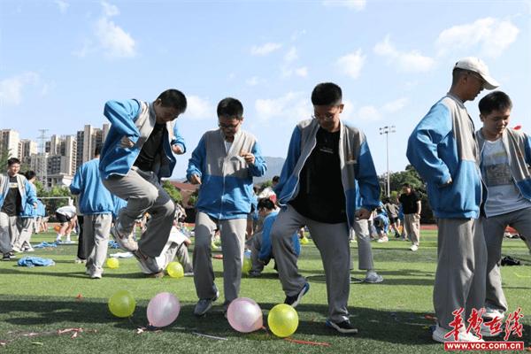 怀化市湖天中学：高考考前减压有“妙招”