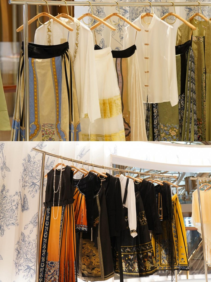 图为在广州K11艺术购物中心四楼展示的林栖马面裙