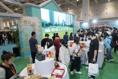 现场展示泉城文化魅力。（张铭　摄）