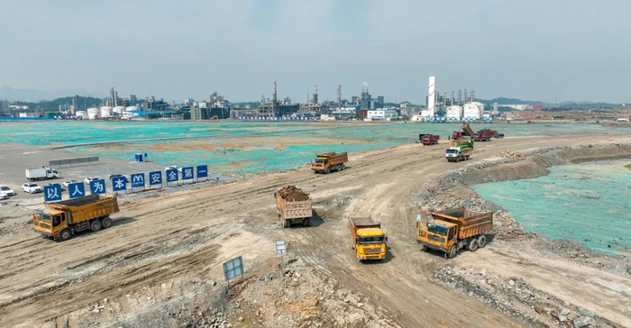 湖南石化100万吨/年乙烯炼化一体化项目工地