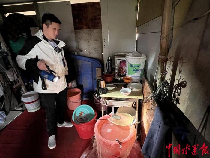 案值近200万元！长航上海警方破获一起非法捕捞鳗鱼苗案