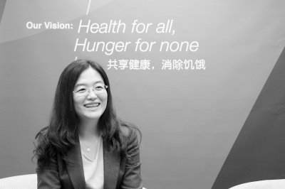     拜耳处方药事业部副总裁、中国医学部负责人李瑶接受采访。