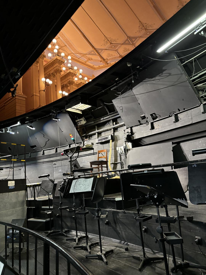 ▲拜罗伊特节日剧院的乐池在舞台下方