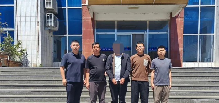 团伙作案!假记者流窜多地实施敲诈勒索190余起,真"刑"!