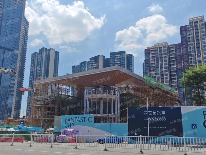 ▲万科中天世纪水岸实景图 乐居摄于2023.07