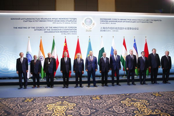 王毅出席上海合作组织成员国外长理事会会议|王毅|上合组织|外长_新浪