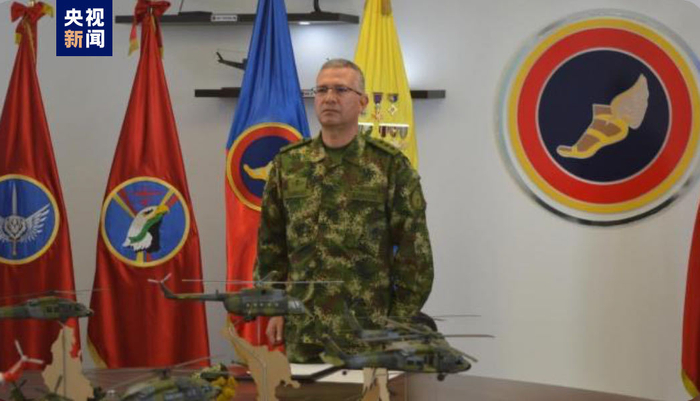 △路易斯·埃米利奥·卡多佐·桑塔马里亚