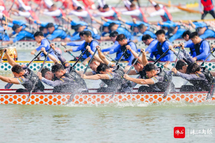 顺德乐从罗浮宫龙舟队参加2023年中国龙舟大奖赛。（来源：佛山+app）