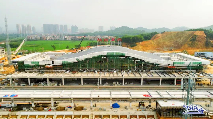资料图片：建设中的兴业南站。图源中国铁路