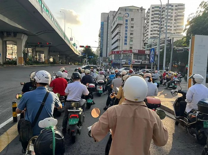 ▲ 海南城市出行以电车为主。图 / 受访者供图