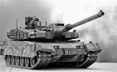 　　装备Rh-120/L55型滑膛炮的韩国K2坦克。资料图片