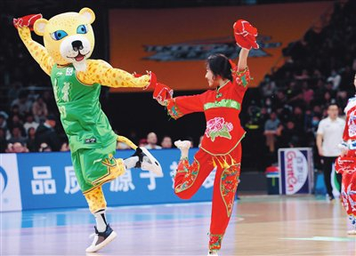 辽宁男篮不是"一个人"在战斗