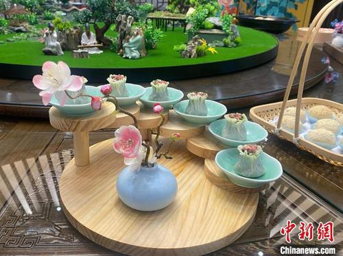 翡翠烧卖。中新网记者 崔佳明 摄